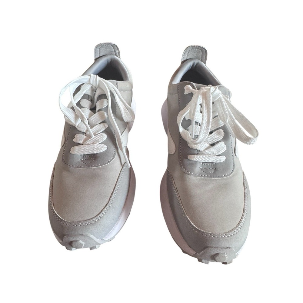 DV By Dolce Vita Bynx Gray White Sporty Sneakers Woman's‎ Size 8.5 Jogger Comfy